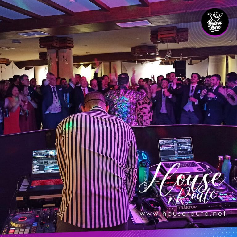 Dj fiesta boda House Route Music - Animación con artistas 2