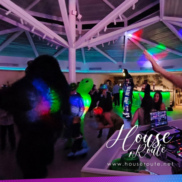 Música con Dj y animación Hora Loca - House Route Music - 4